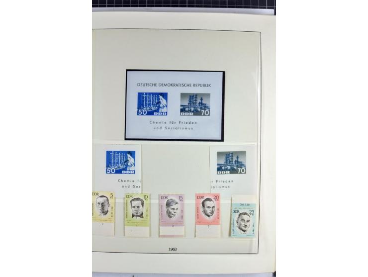 1949/90, überkomplette postfrische Sammlung meist aus der linken oberen Bogenecke, zusätzlich mit einigen bessern Farben und 