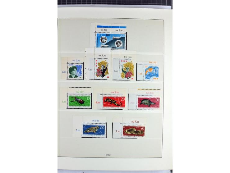 1949/90, überkomplette postfrische Sammlung meist aus der linken oberen Bogenecke, zusätzlich mit einigen bessern Farben und 