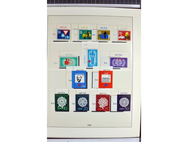 1949/90, überkomplette postfrische Sammlung meist aus der linken oberen Bogenecke, zusätzlich mit einigen bessern Farben und 