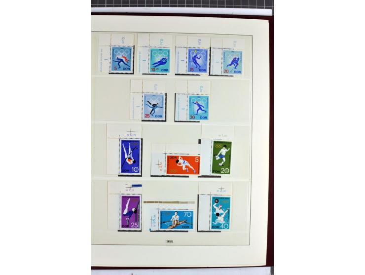 1949/90, überkomplette postfrische Sammlung meist aus der linken oberen Bogenecke, zusätzlich mit einigen bessern Farben und 