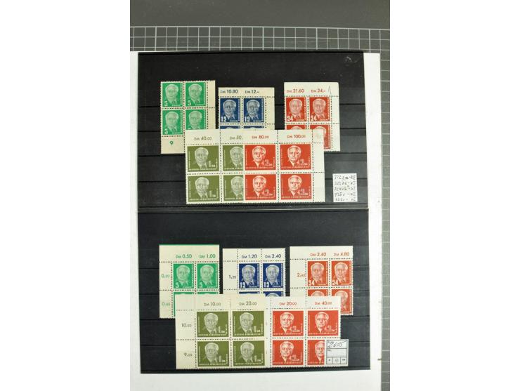 1950/90, postfrische Partie mit Eckrand-Viererblocks, dabei Mi.-Nr. 251-55, 322-26, 327-41, 362-79 (je 2), 405-22 etc, teils 