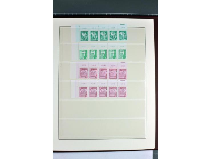 1973/81, postfrische Spezialsammlung der Ausgabe Aufbau in der DDR im Großformat und Kleinformat, dabei Typen, Papiersorten, 