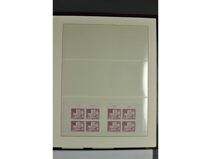 1973/81, postfrische Spezialsammlung der Ausgabe Aufbau in der DDR im Großformat und Kleinformat, dabei Typen, Papiersorten, 