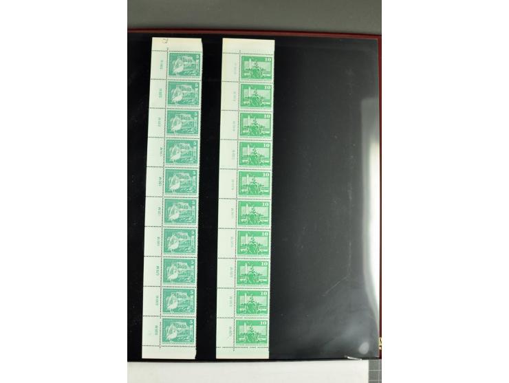 1973/81, postfrische Spezialsammlung der Ausgabe Aufbau in der DDR im Großformat und Kleinformat, dabei Typen, Papiersorten, 