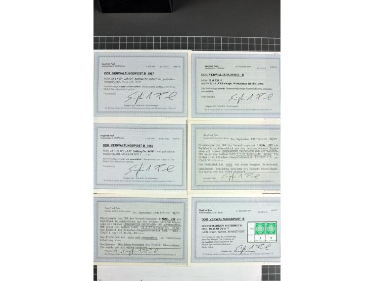 DIENSTMARKEN: 1954/65, postfrische und gestempelte Sammlung der Druckvermerke teils in 6er- oder 8er-Blocks, dabei Mi.-Nr. 1-