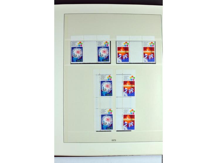 1953/90, überkomplette postfrische Zusammendruck-Sammlung, dabei auch aus Blocks und Kleinbogen ab Marx gezähnt und geschnitt