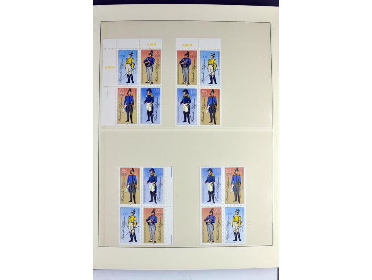 1953/90, überkomplette postfrische Zusammendruck-Sammlung, dabei auch aus Blocks und Kleinbogen ab Marx gezähnt und geschnitt