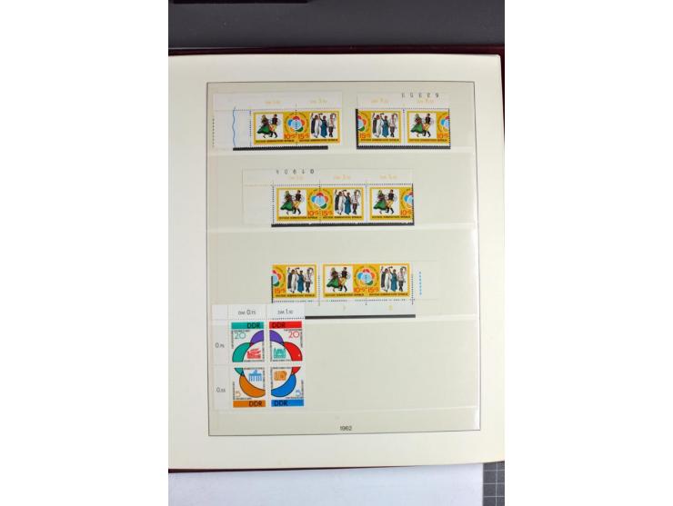 1953/90, überkomplette postfrische Zusammendruck-Sammlung, dabei auch aus Blocks und Kleinbogen ab Marx gezähnt und geschnitt