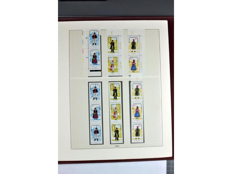 1953/90, überkomplette postfrische Zusammendruck-Sammlung, dabei auch aus Blocks und Kleinbogen ab Marx gezähnt und geschnitt