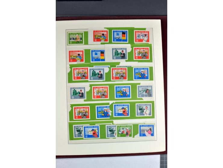 1953/90, überkomplette postfrische Zusammendruck-Sammlung, dabei auch aus Blocks und Kleinbogen ab Marx gezähnt und geschnitt