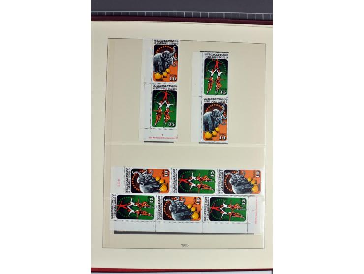 1953/90, überkomplette postfrische Zusammendruck-Sammlung, dabei auch aus Blocks und Kleinbogen ab Marx gezähnt und geschnitt
