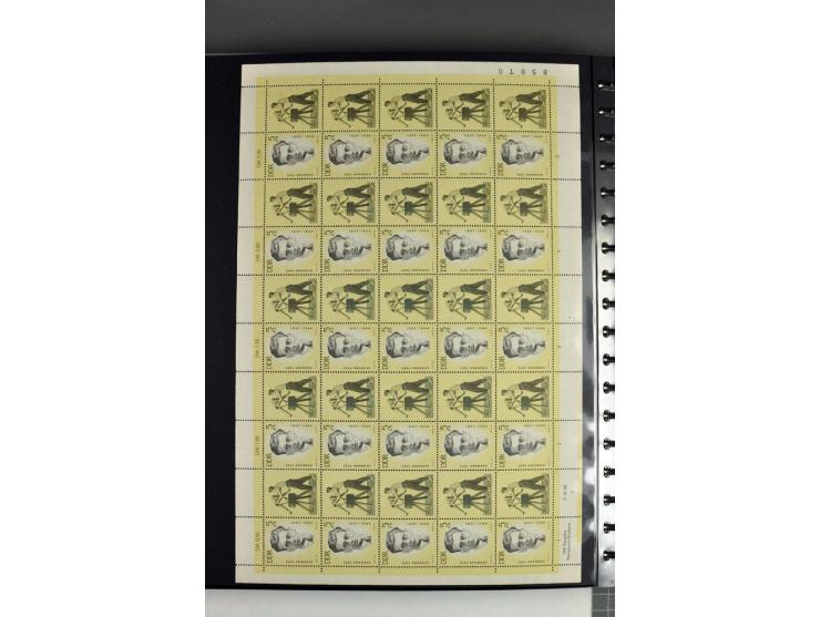 1959/90, umfangreiche postfrische Sammlung der Zusammendruck-Bogen nach Formnummern und Rand-Varianten spezialisiert, dabei D