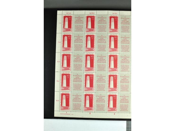 1959/90, umfangreiche postfrische Sammlung der Zusammendruck-Bogen nach Formnummern und Rand-Varianten spezialisiert, dabei D