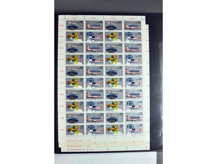 1959/90, umfangreiche postfrische Sammlung der Zusammendruck-Bogen nach Formnummern und Rand-Varianten spezialisiert, dabei D