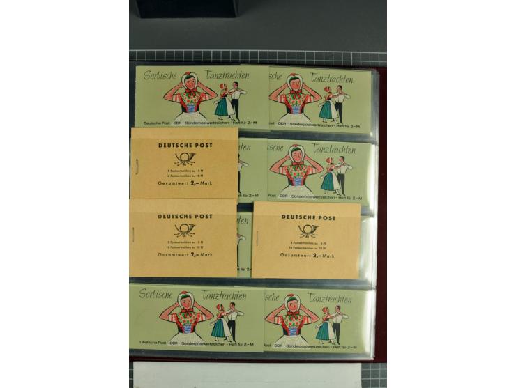 1955/90, postfrische Sammlung der Markenheftchen 1-10 mit verschiedenen Varianten, dabei MH 1 a1.1 bis 4, 1 a2.1 und a2.4, 1 