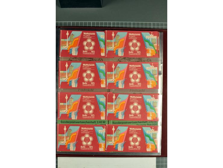 1955/90, postfrische Sammlung der Markenheftchen 1-10 mit verschiedenen Varianten, dabei MH 1 a1.1 bis 4, 1 a2.1 und a2.4, 1 