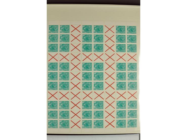 1955/90, postfrische Sammlung der Markenheftchenbogen 1-21 mit verschiedenen Zähnungs-Varianten und Plattenfehler, dabei MHB 