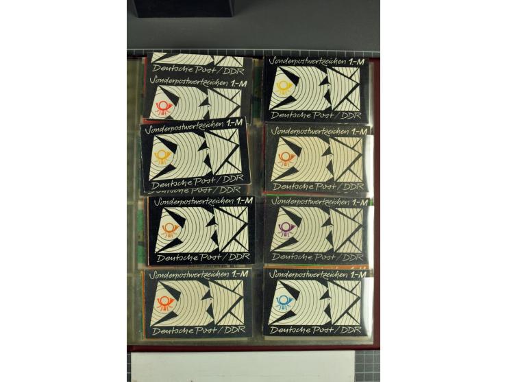 1972/90, postfrische Sammlung der Sondermarken-Heftchen, dabei SMHD V 1 a, 1 a bis e, 2 a, 2 b, 6 in verschiedenen besseren V