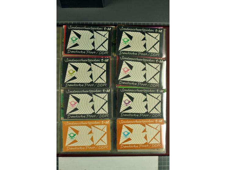 1972/90, postfrische Sammlung der Sondermarken-Heftchen, dabei SMHD V 1 a, 1 a bis e, 2 a, 2 b, 6 in verschiedenen besseren V