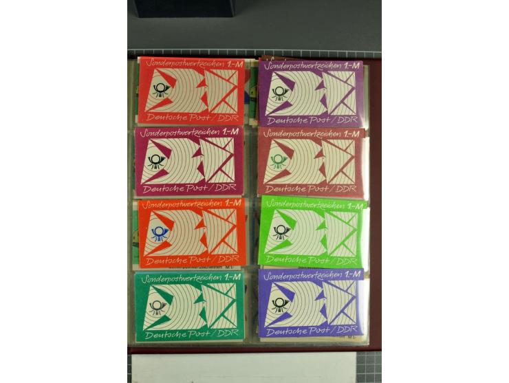 1972/90, postfrische Sammlung der Sondermarken-Heftchen, dabei SMHD V 1 a, 1 a bis e, 2 a, 2 b, 6 in verschiedenen besseren V