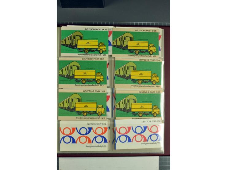 1972/90, postfrische Sammlung der Sondermarken-Heftchen, dabei SMHD V 1 a, 1 a bis e, 2 a, 2 b, 6 in verschiedenen besseren V