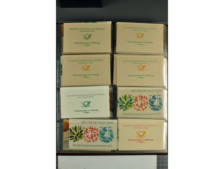 1972/90, postfrische Sammlung der Sondermarken-Heftchen, dabei SMHD V 1 a, 1 a bis e, 2 a, 2 b, 6 in verschiedenen besseren V