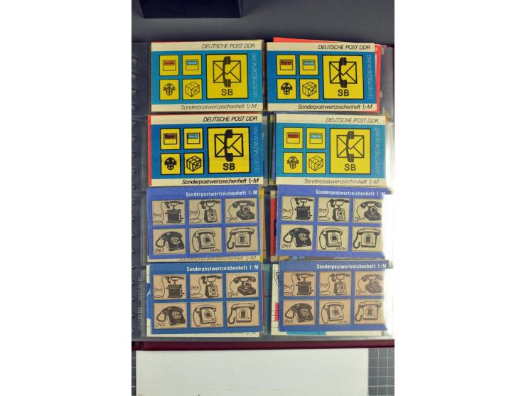 1972/90, postfrische Sammlung der Sondermarken-Heftchen, dabei SMHD V 1 a, 1 a bis e, 2 a, 2 b, 6 in verschiedenen besseren V
