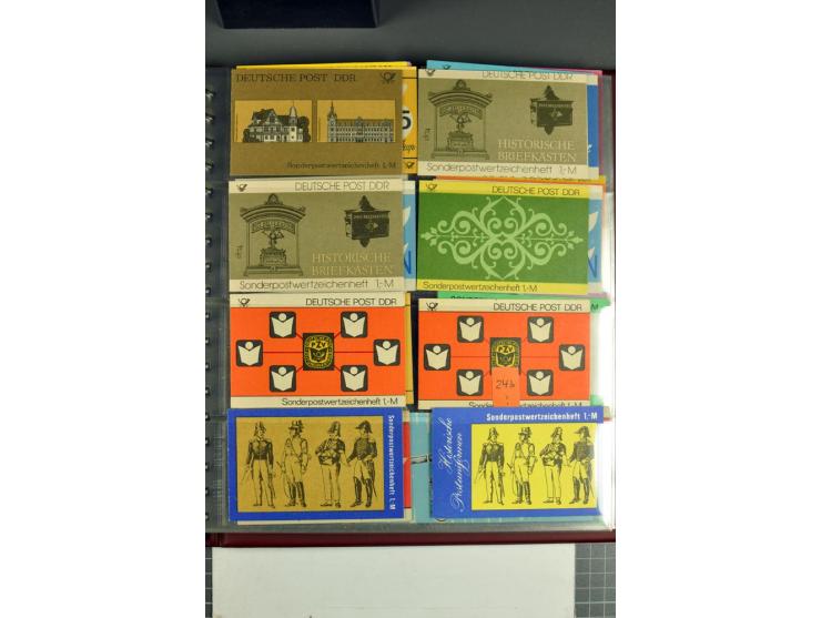 1972/90, postfrische Sammlung der Sondermarken-Heftchen, dabei SMHD V 1 a, 1 a bis e, 2 a, 2 b, 6 in verschiedenen besseren V