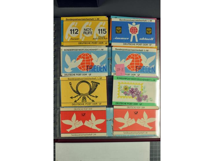 1972/90, postfrische Sammlung der Sondermarken-Heftchen, dabei SMHD V 1 a, 1 a bis e, 2 a, 2 b, 6 in verschiedenen besseren V