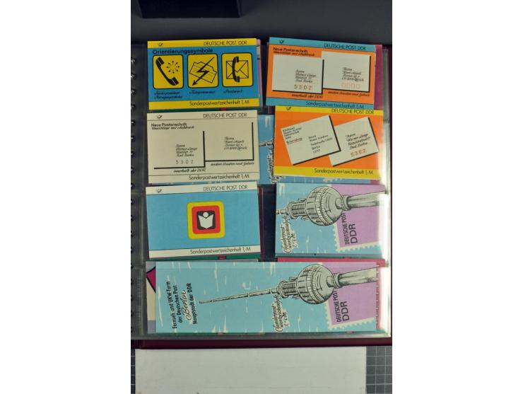 1972/90, postfrische Sammlung der Sondermarken-Heftchen, dabei SMHD V 1 a, 1 a bis e, 2 a, 2 b, 6 in verschiedenen besseren V