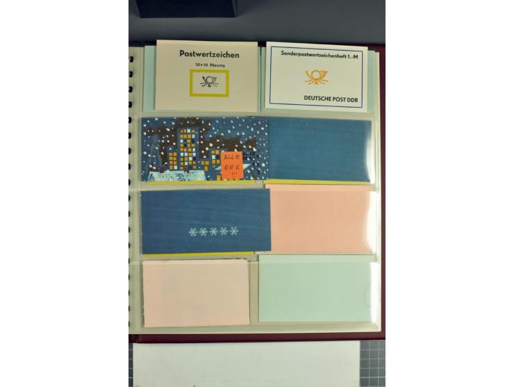1972/90, postfrische Sammlung der Sondermarken-Heftchen, dabei SMHD V 1 a, 1 a bis e, 2 a, 2 b, 6 in verschiedenen besseren V