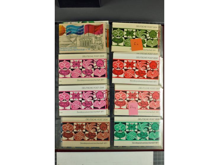 1972/90, postfrische Sammlung der Sondermarken-Heftchen, dabei SMHD V 1 a, 1 a bis e, 2 a, 2 b, 6 in verschiedenen besseren V