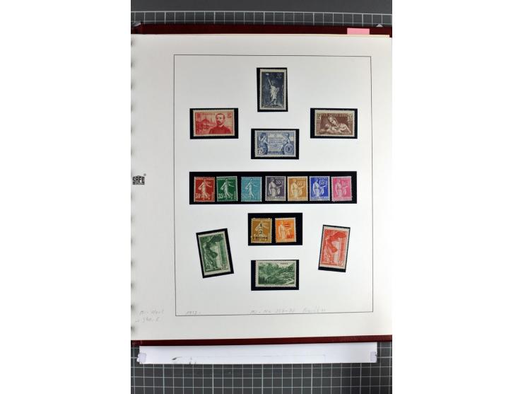 1849/1937, bis auf  1 Fr. vermilion und Ile de France in den Hauptnummern augenscheinlich überkpl. Sammlung mit einigen Brief