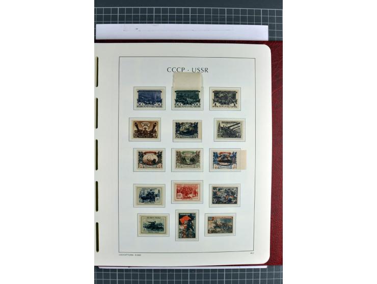 1866/2012, postfrische Sammlung mit einigen wenigen ungebrauchten, in den Hauptnummern in weiten Teilen kpl. mit u.a. Mi.-Nr.