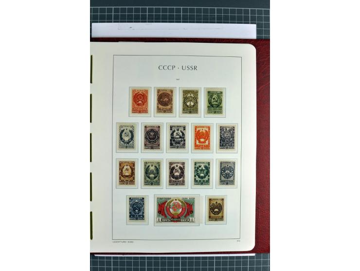 1866/2012, postfrische Sammlung mit einigen wenigen ungebrauchten, in den Hauptnummern in weiten Teilen kpl. mit u.a. Mi.-Nr.