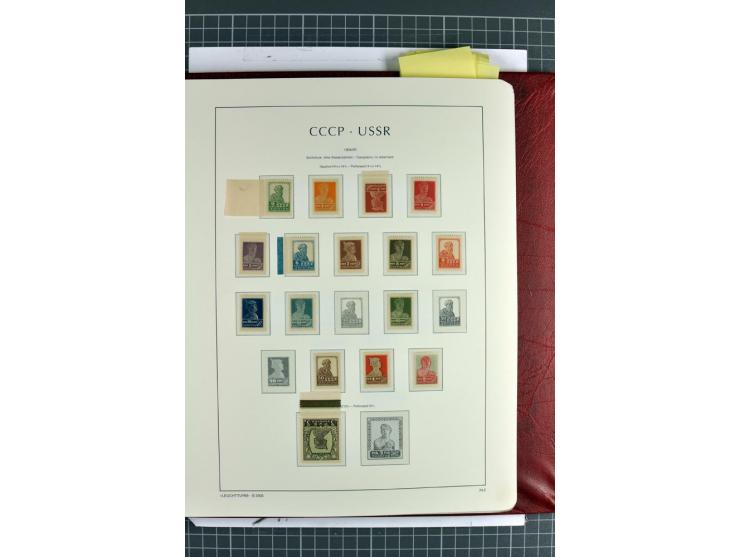 1866/2012, postfrische Sammlung mit einigen wenigen ungebrauchten, in den Hauptnummern in weiten Teilen kpl. mit u.a. Mi.-Nr.