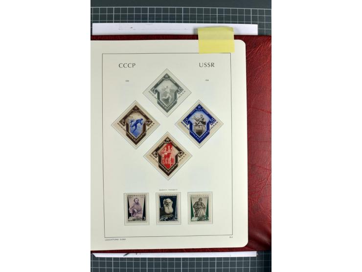 1866/2012, postfrische Sammlung mit einigen wenigen ungebrauchten, in den Hauptnummern in weiten Teilen kpl. mit u.a. Mi.-Nr.