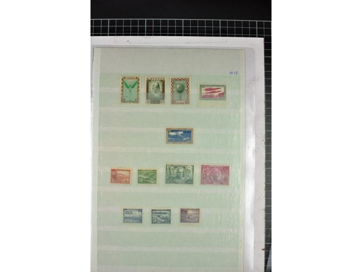 1863/1923, umfangreiche ungebrauchte/postfrische und gestempelte Sammlung mit einigen Briefen, dabei Gebührenmarken, Wenden, 