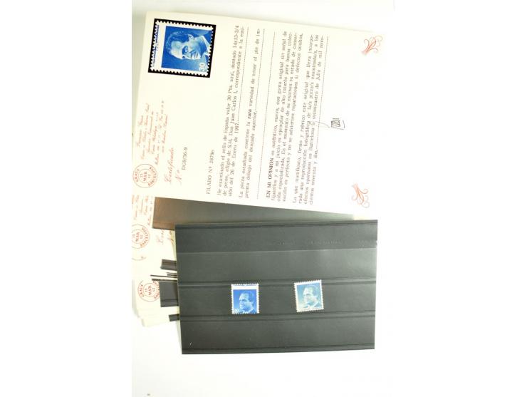 1930/89 (ca.), postfrische Partie von etwa 640 Abarten, dabei ungezähnte Marken, Farbfehldrucke, fehlende Farben, etc.; viele