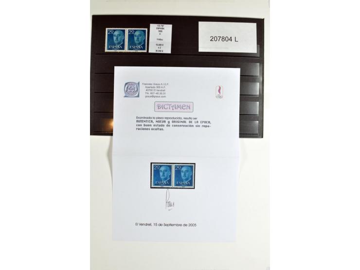1930/89 (ca.), postfrische Partie von etwa 640 Abarten, dabei ungezähnte Marken, Farbfehldrucke, fehlende Farben, etc.; viele