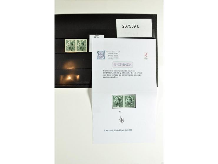 1930/89 (ca.), postfrische Partie von etwa 640 Abarten, dabei ungezähnte Marken, Farbfehldrucke, fehlende Farben, etc.; viele