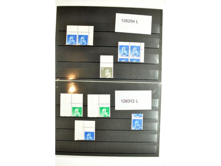 1930/89 (ca.), postfrische Partie von etwa 640 Abarten, dabei ungezähnte Marken, Farbfehldrucke, fehlende Farben, etc.; viele