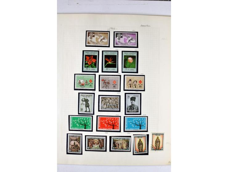 1863/1969, postfrische, ungebrauchte und etwas gestempelte Sammlung mit einer Vielzahl guter Werte und Sätze, Käferaufdrucke 