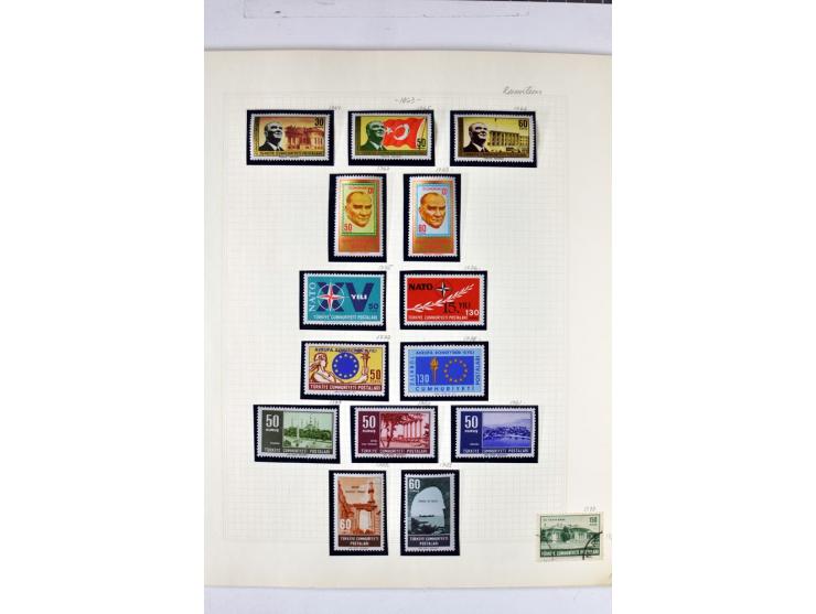 1863/1969, postfrische, ungebrauchte und etwas gestempelte Sammlung mit einer Vielzahl guter Werte und Sätze, Käferaufdrucke 
