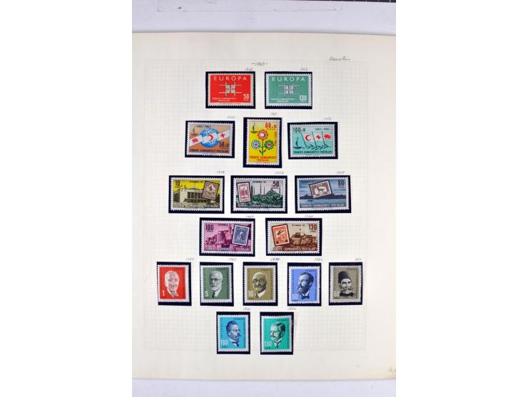 1863/1969, postfrische, ungebrauchte und etwas gestempelte Sammlung mit einer Vielzahl guter Werte und Sätze, Käferaufdrucke 