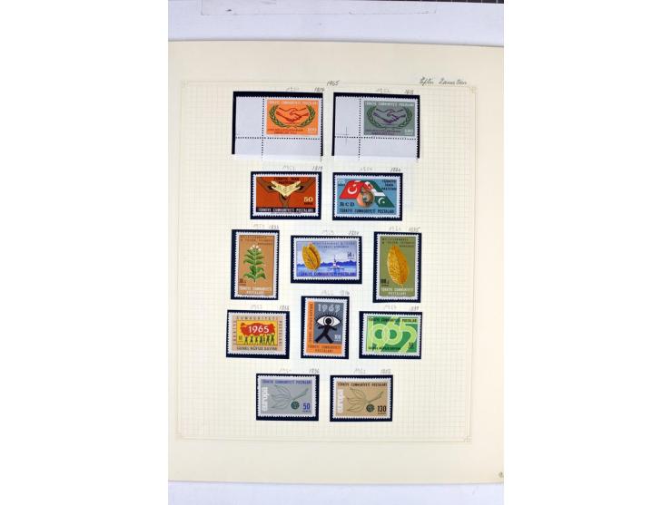 1863/1969, postfrische, ungebrauchte und etwas gestempelte Sammlung mit einer Vielzahl guter Werte und Sätze, Käferaufdrucke 