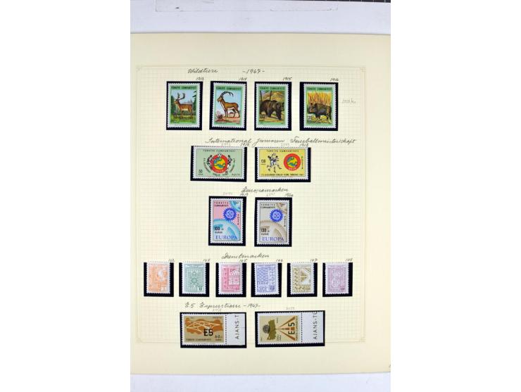 1863/1969, postfrische, ungebrauchte und etwas gestempelte Sammlung mit einer Vielzahl guter Werte und Sätze, Käferaufdrucke 