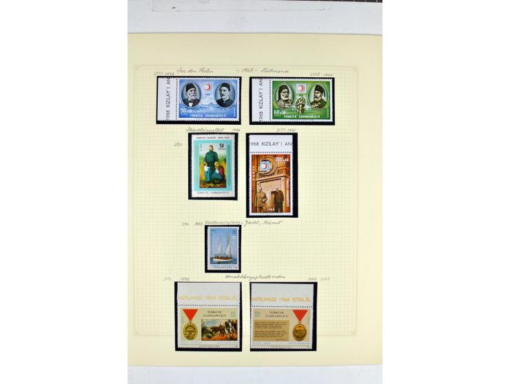 1863/1969, postfrische, ungebrauchte und etwas gestempelte Sammlung mit einer Vielzahl guter Werte und Sätze, Käferaufdrucke 
