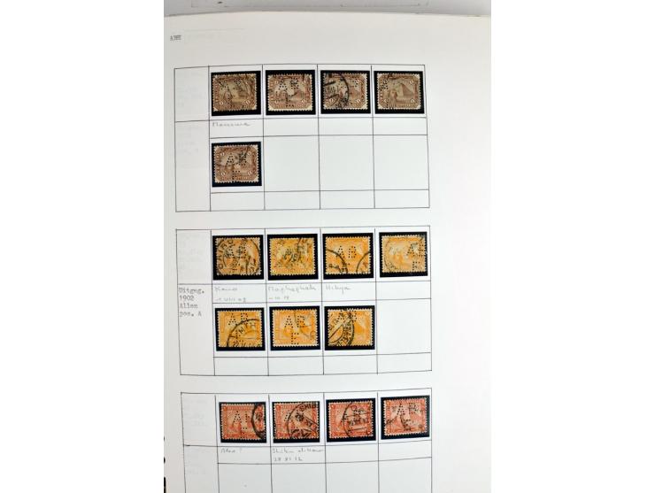 1900/44 (ca.), ägyptische und sudanesische Perfins, umfangreiche Sammlung in 2 Ordnern mit einer Vielzahl voll Lochungen vers