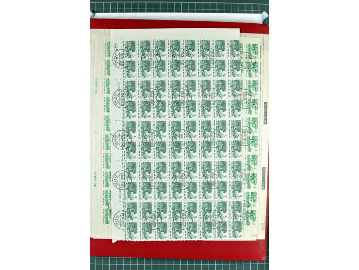 1885/2006, postfrische, ungebrauchte und gestempelte Sammlung mit besseren Ausgaben